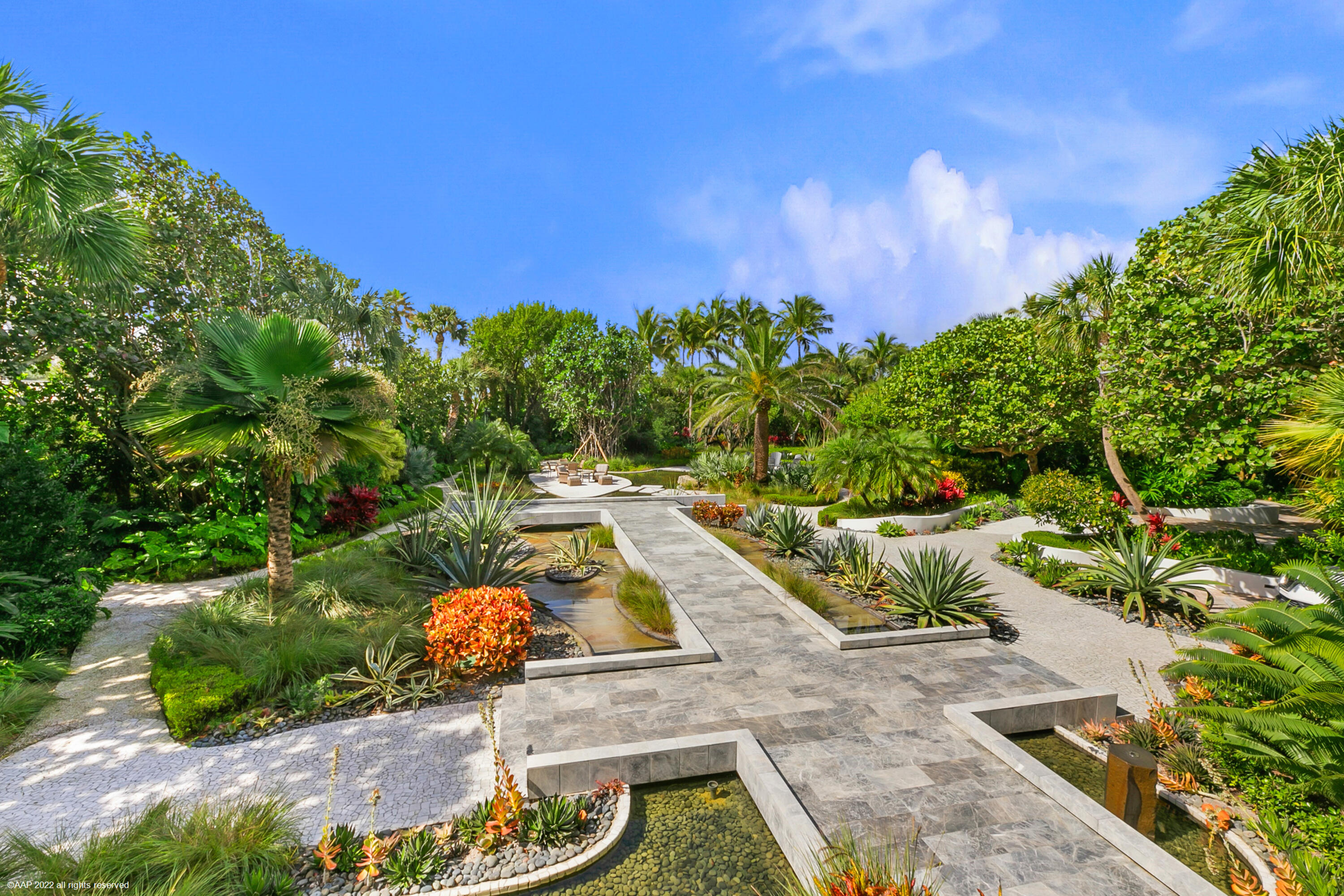JUPITER ISLAND - Residential