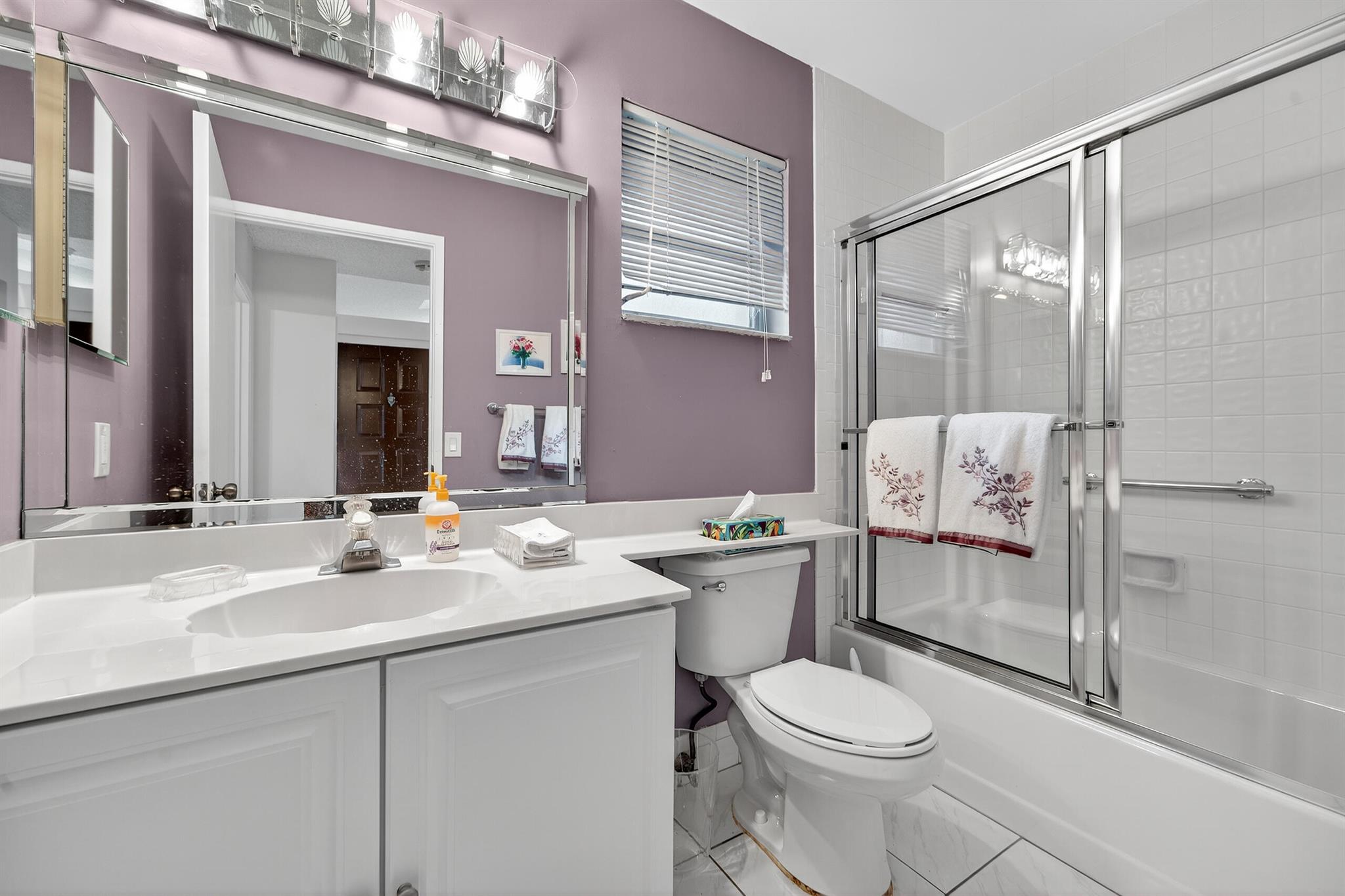 HUNTINGTON POINTE - Residential