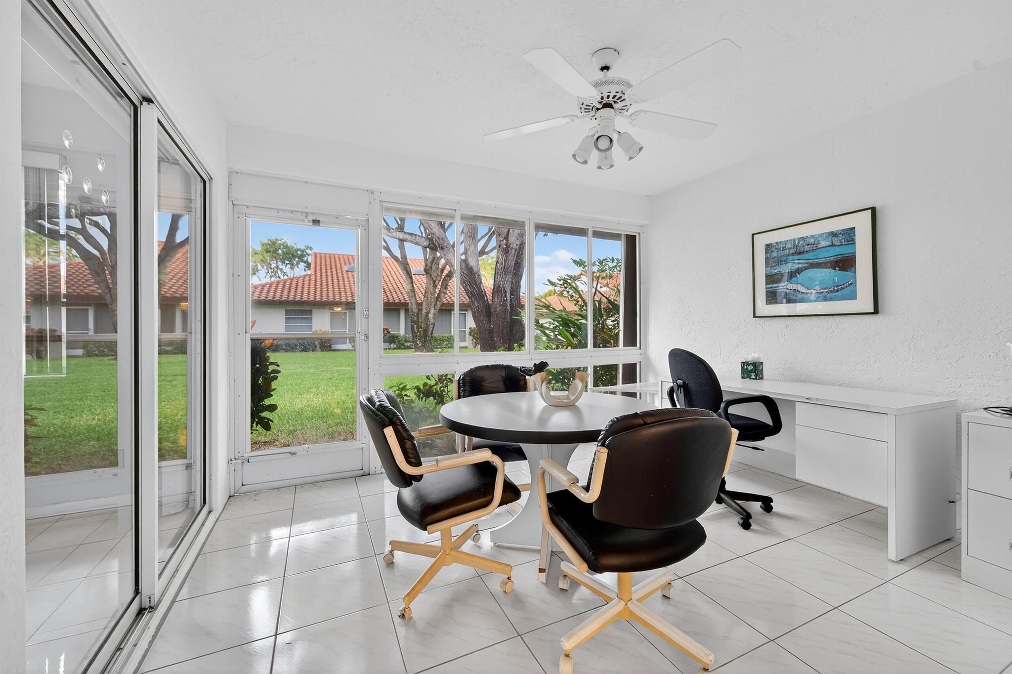 HUNTINGTON POINTE - Residential