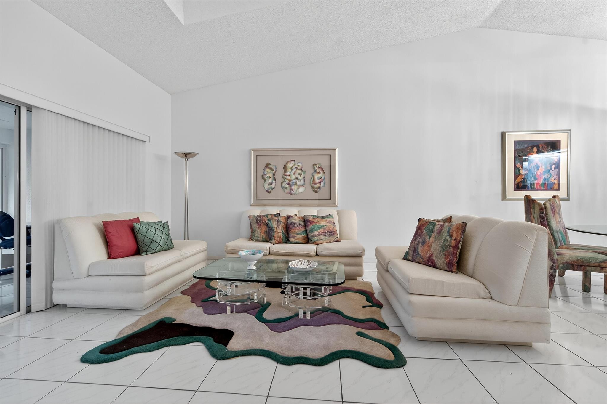 HUNTINGTON POINTE - Residential