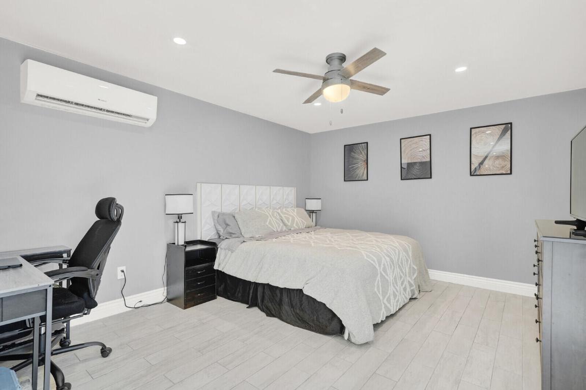 BOCA TRAILS - Residential