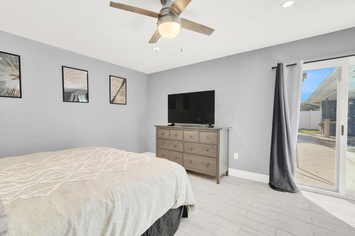 BOCA TRAILS - Residential