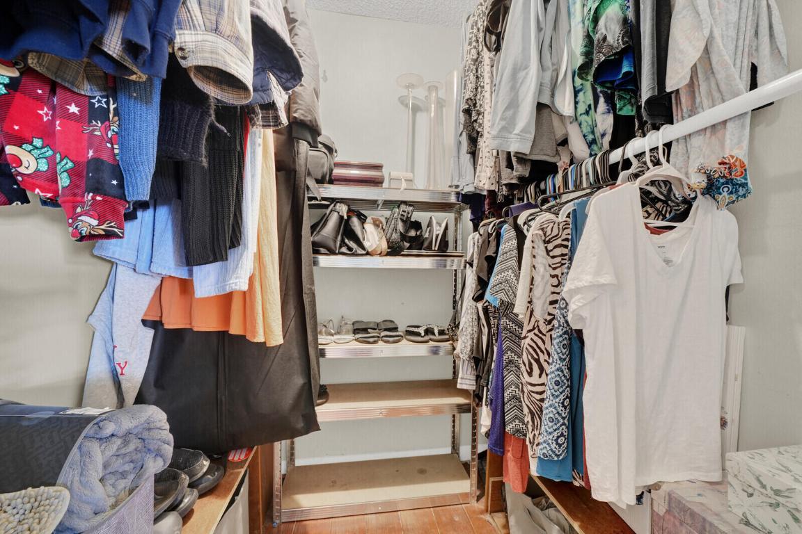 BOCA TRAILS - Residential