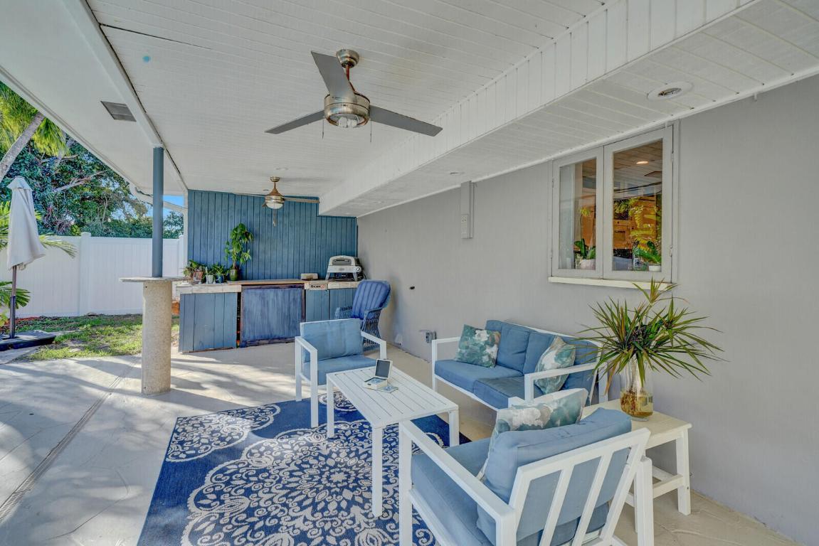 BOCA TRAILS - Residential