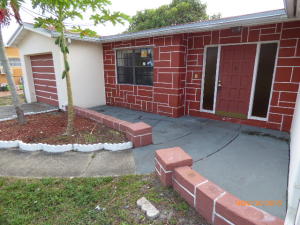 Palm Beach Lakes South - Residential