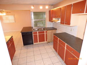 Palm Beach Lakes South - Residential