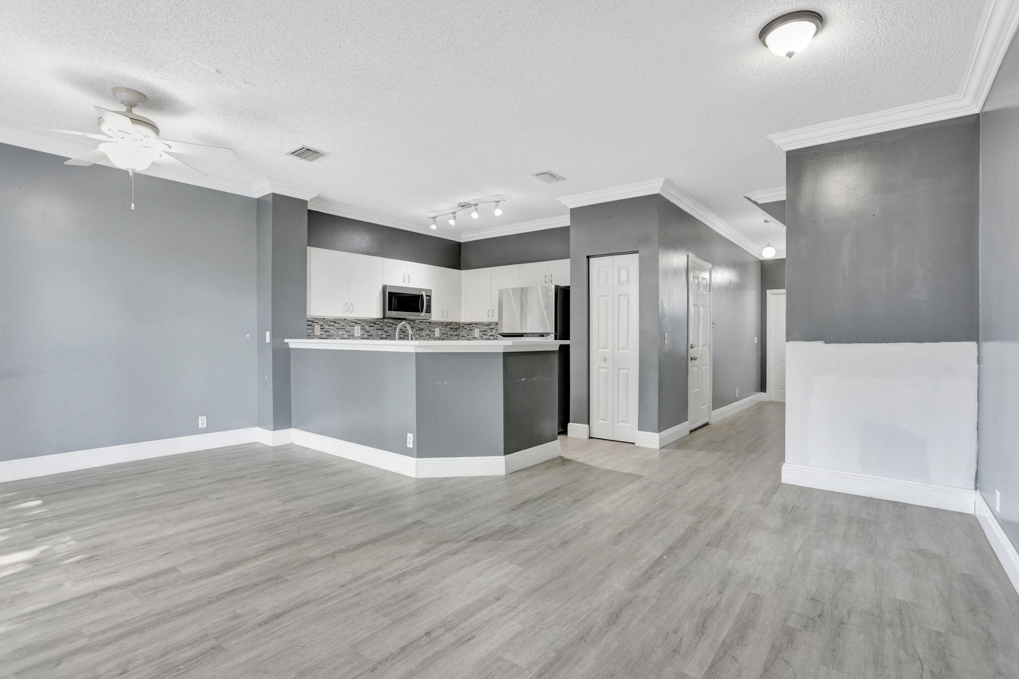 839 NW 42 Place