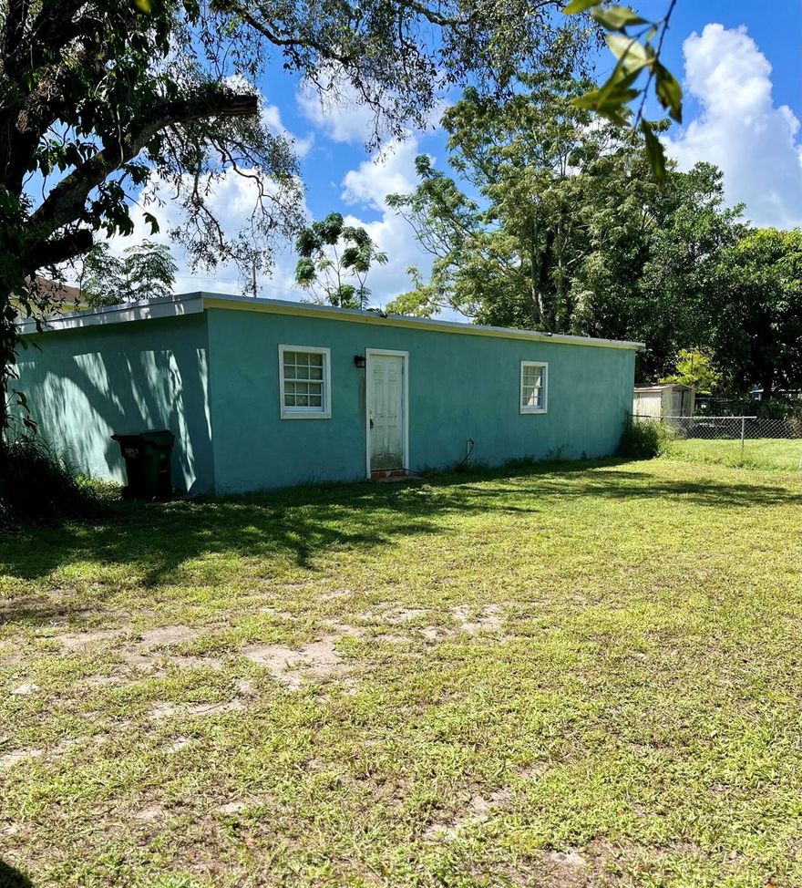 Calling all investors! Handy man special ready for your special touch to restore this home to its glory. 3/2 home with huge backyard with room to add on. Great location, close to Indian River State College, stores, restaurants and I95