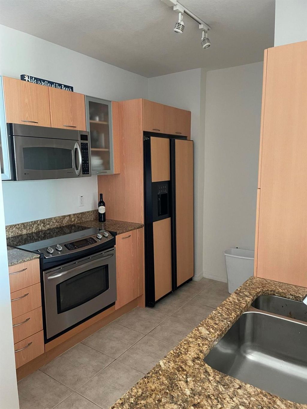 Photo of 100 NE 6th Street #405, Boynton Beach, FL 33435 (MLS # R11010807)
