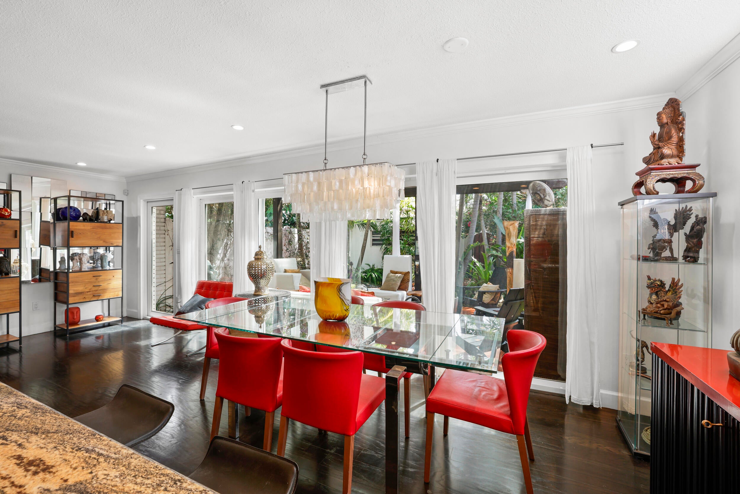 7 Middlesex Drive