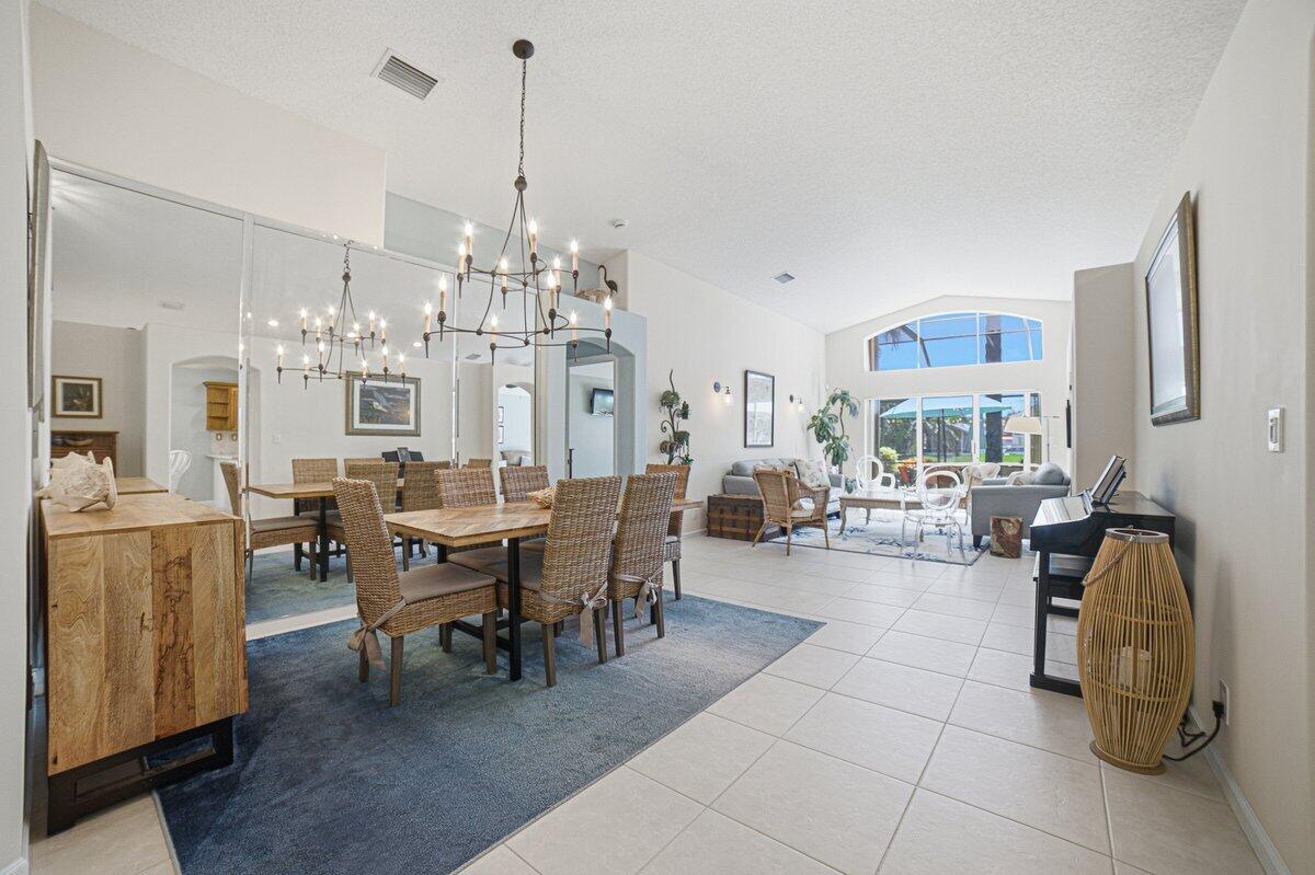5026 PRAIRIE DUNES VILLAGE Circle