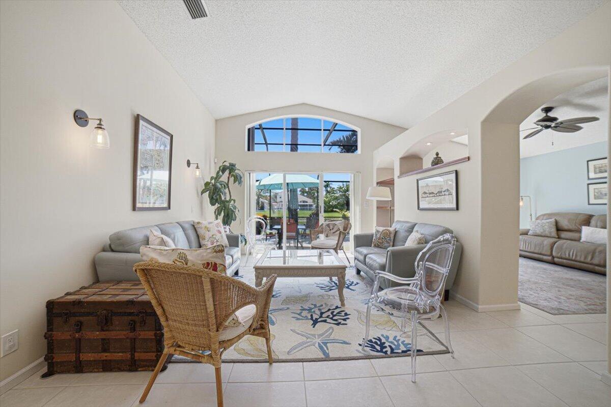 5026 PRAIRIE DUNES VILLAGE Circle