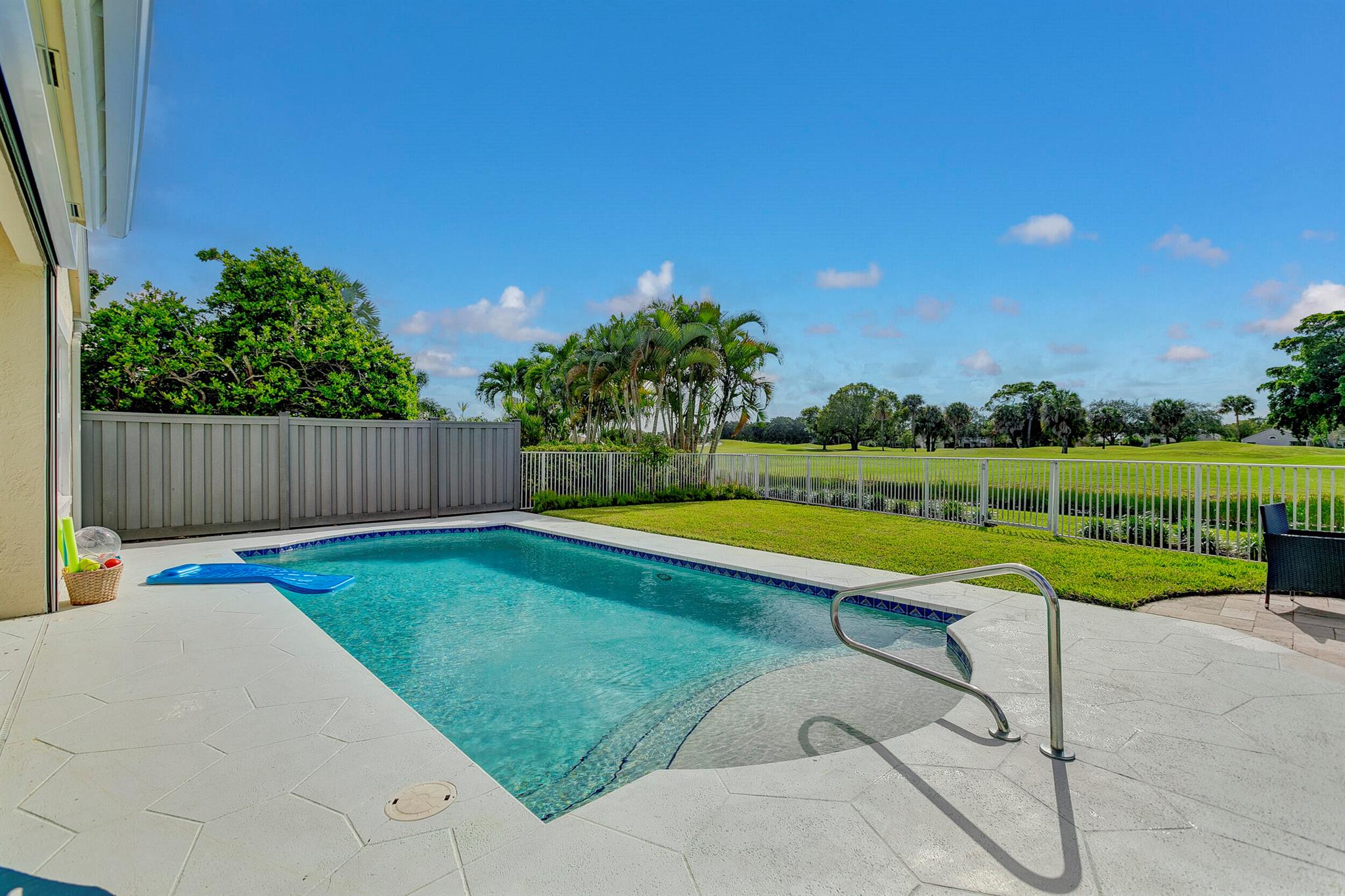 MASTERS AT EAGLETON 1 - Residential Lease