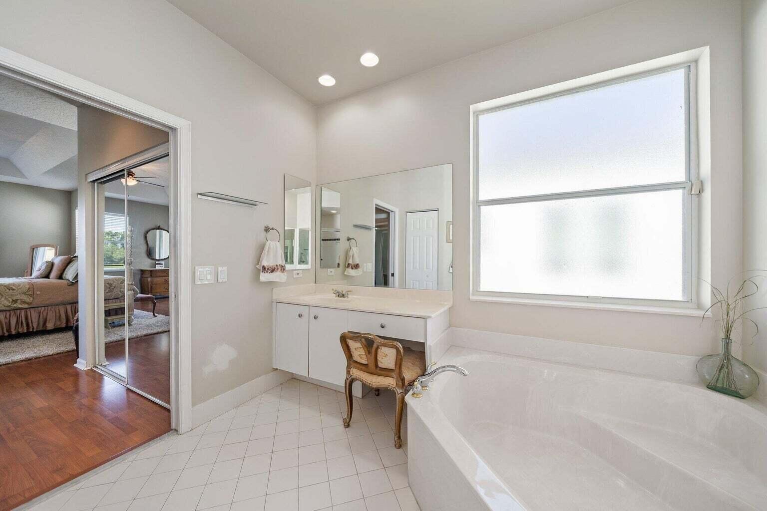 BOCA FALLS PAR O - Residential Lease