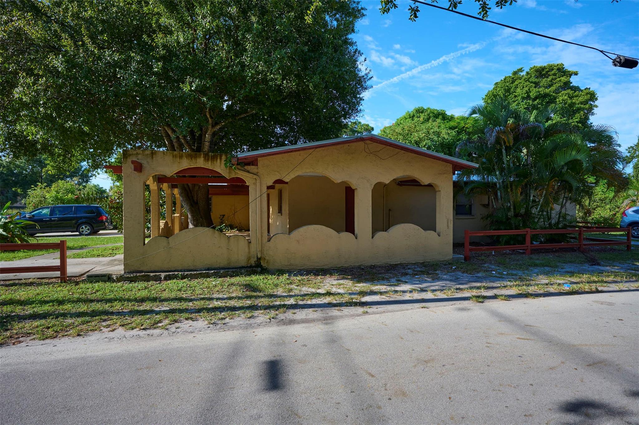 213 N 27th St