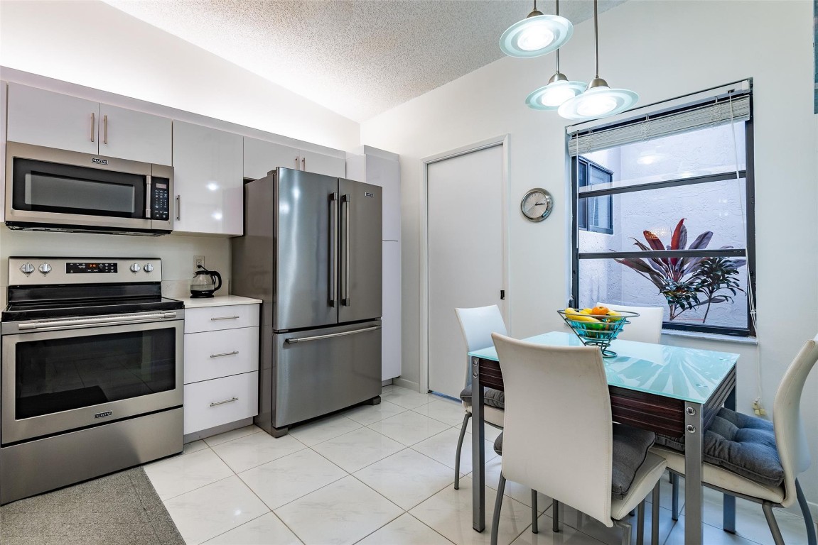 8077 Whispering Palm Drive 1