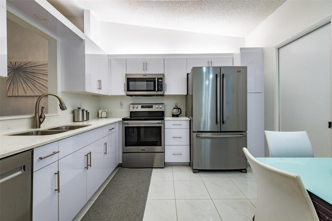 8077 Whispering Palm Drive 1