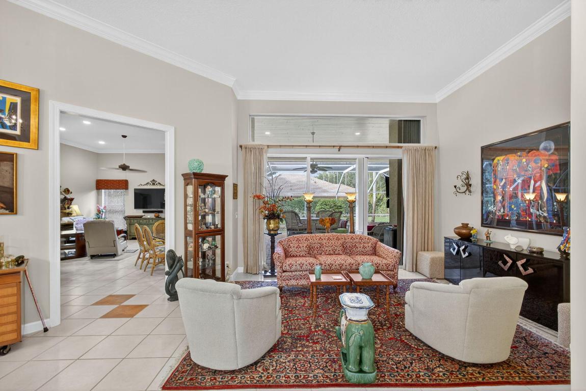 HERITAGE OAKS - Residential