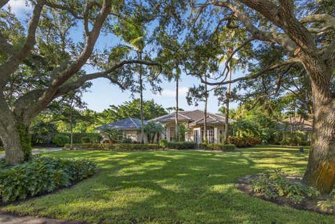 Property photo of 9923 Se Oak Tree Terrace, Tequesta, FL 33469