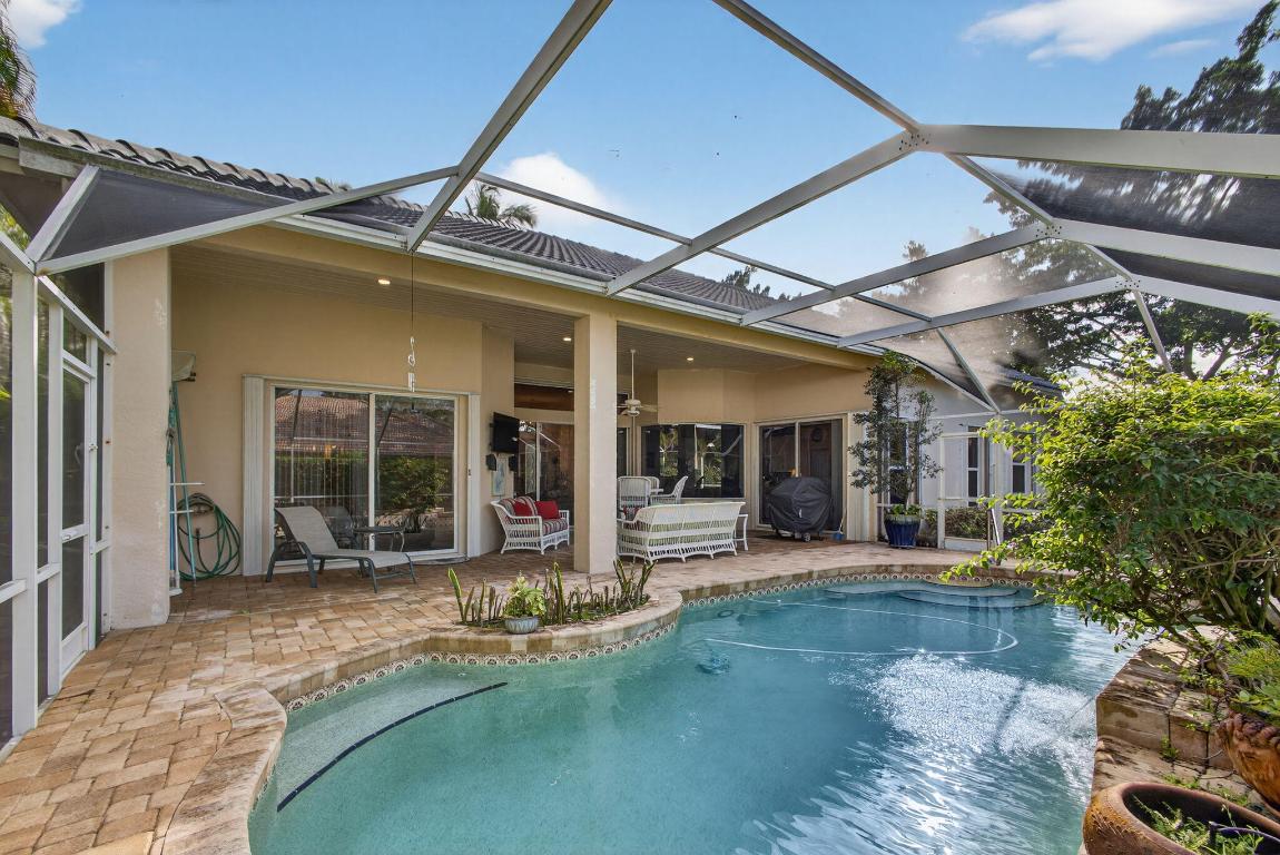 HERITAGE OAKS - Residential