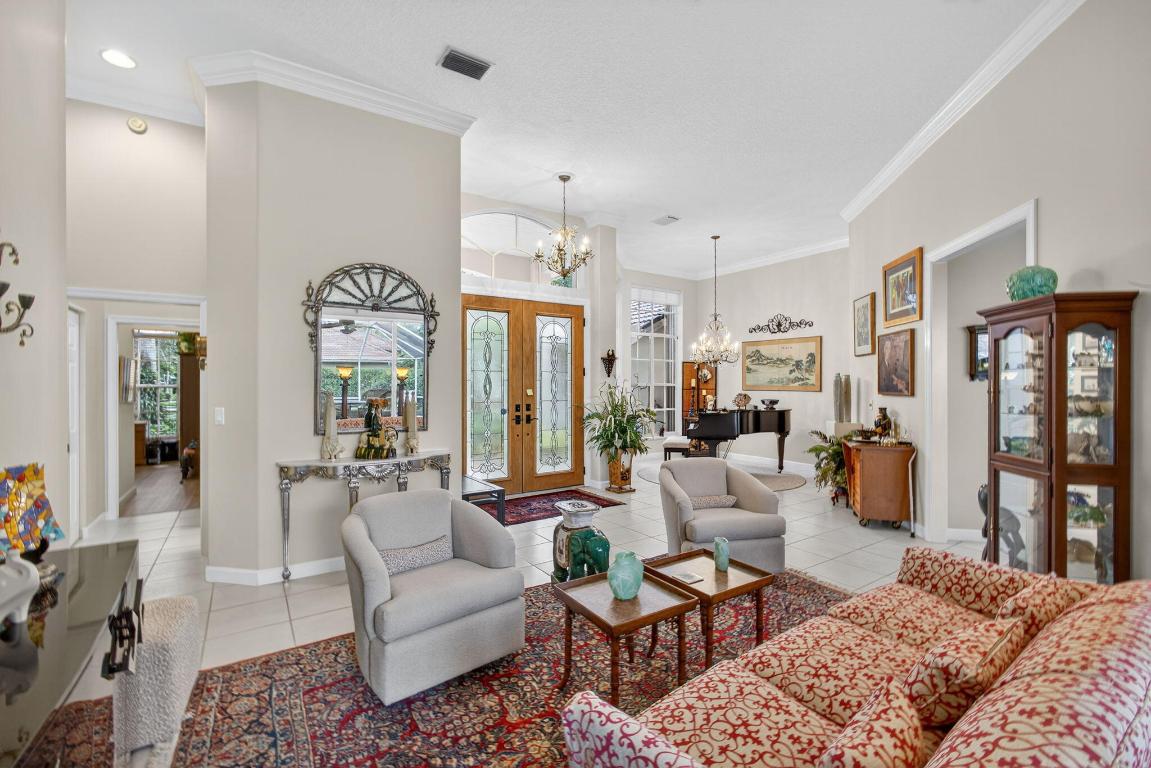 HERITAGE OAKS - Residential