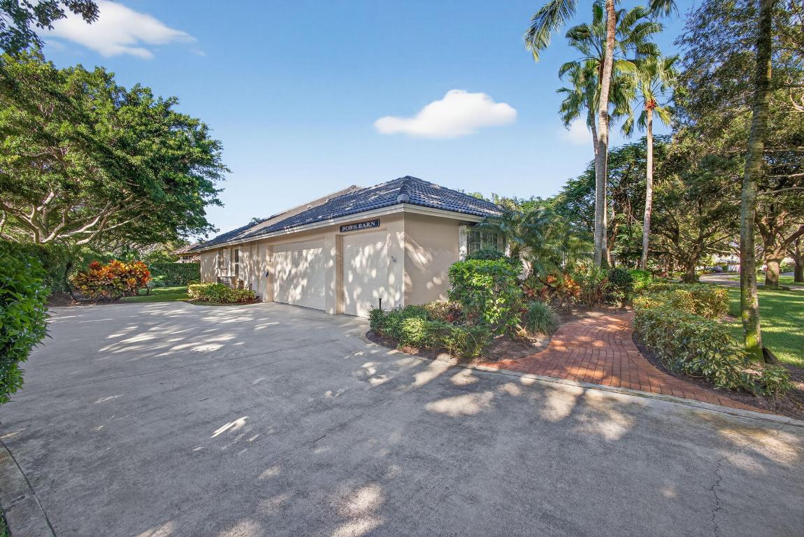 HERITAGE OAKS - Residential