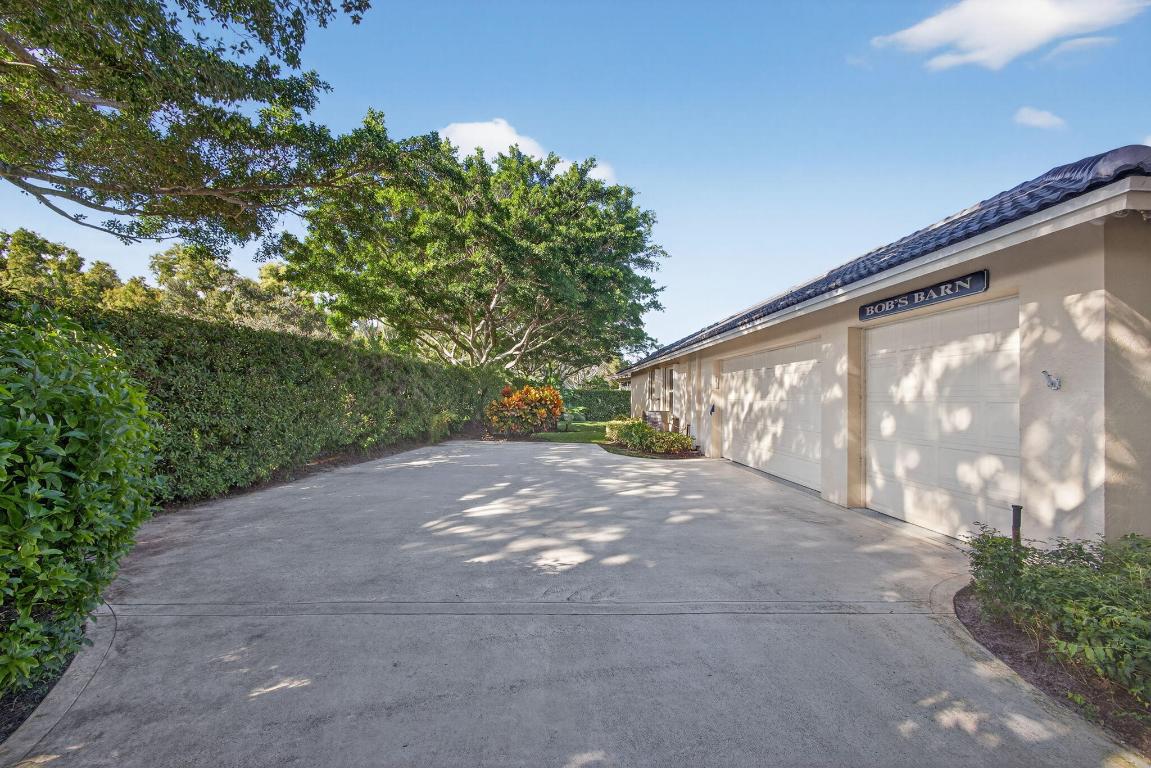 HERITAGE OAKS - Residential