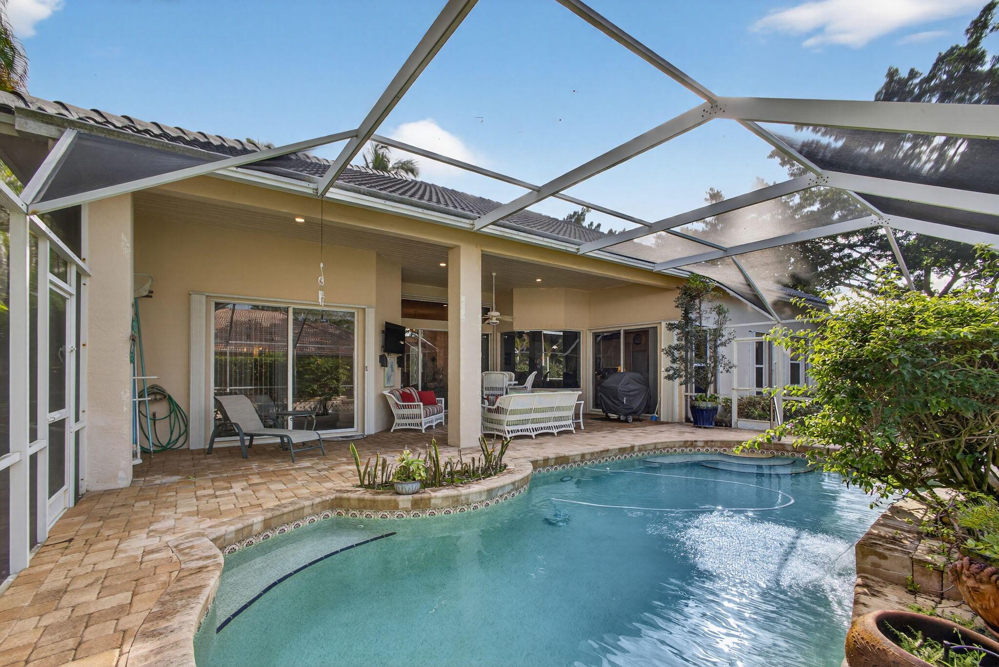 HERITAGE OAKS - Residential