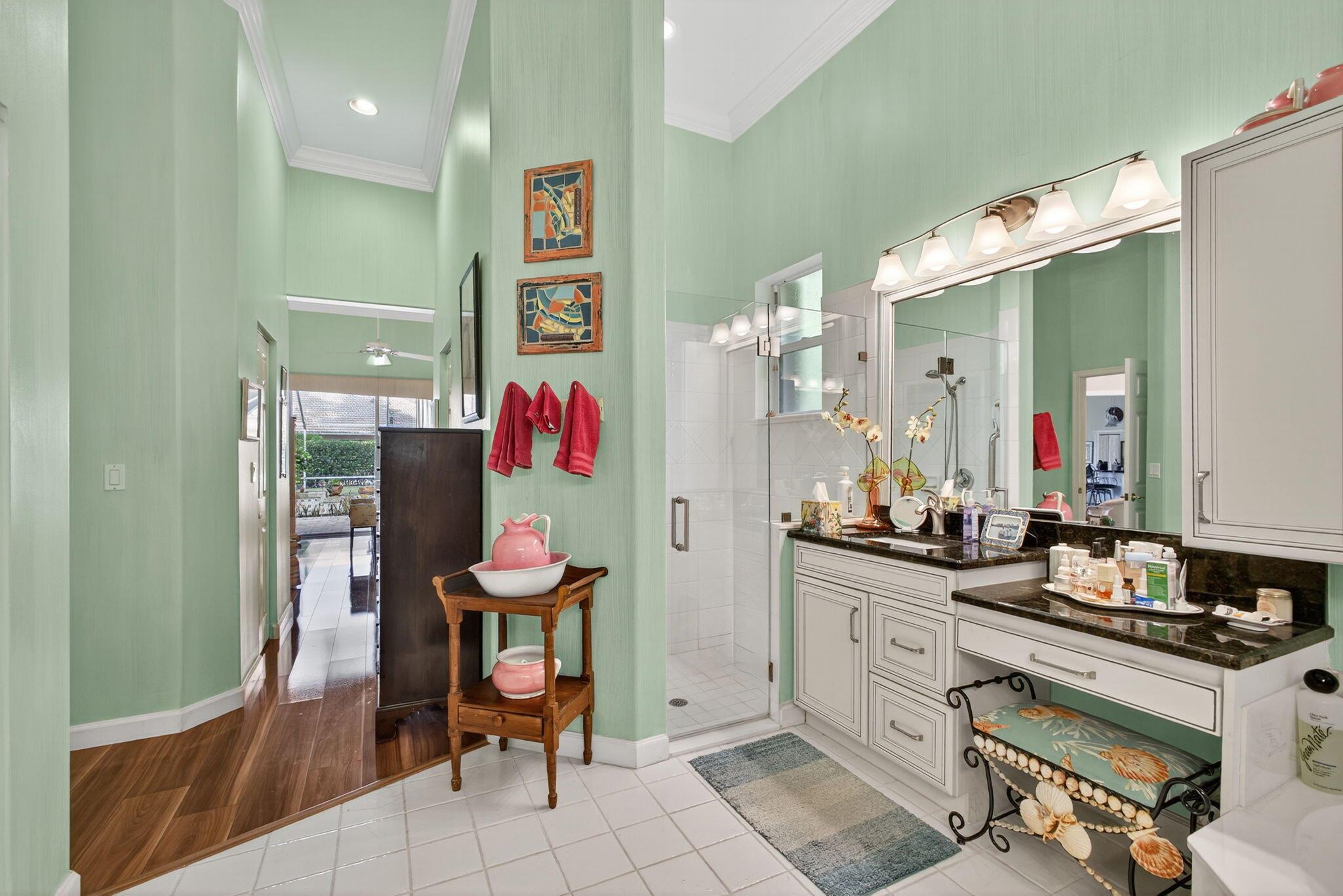 HERITAGE OAKS - Residential