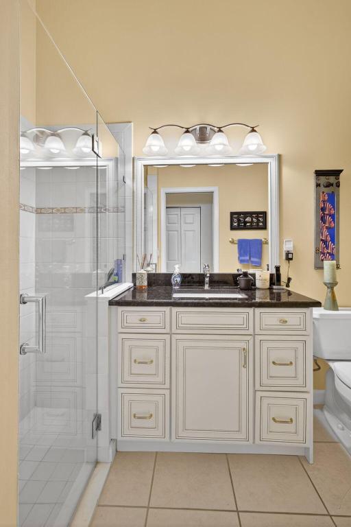 HERITAGE OAKS - Residential