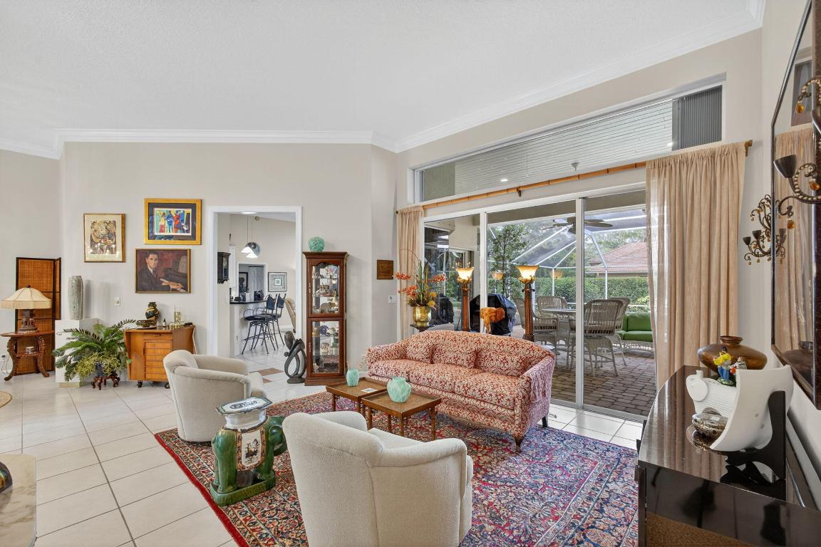 HERITAGE OAKS - Residential