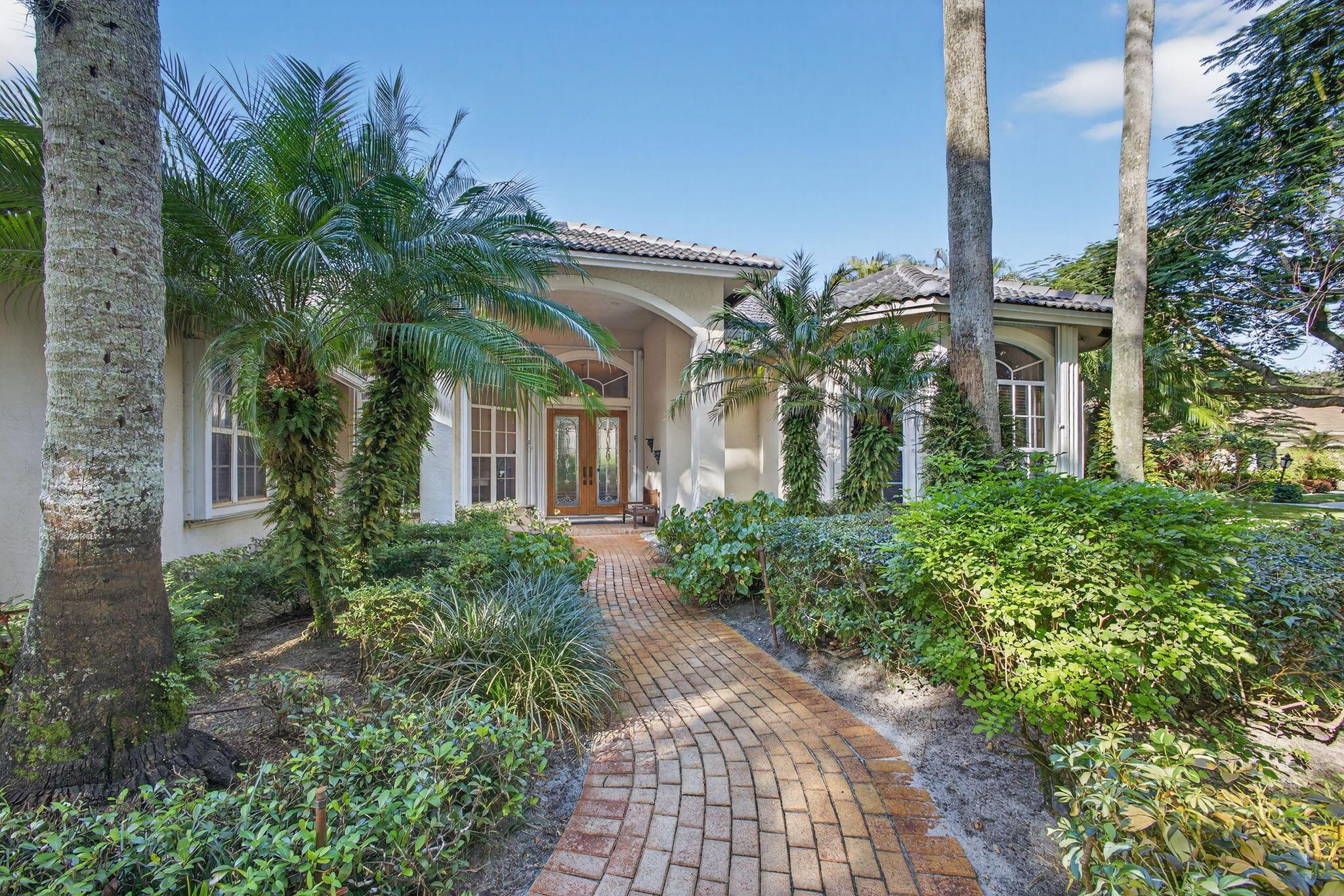 HERITAGE OAKS - Residential