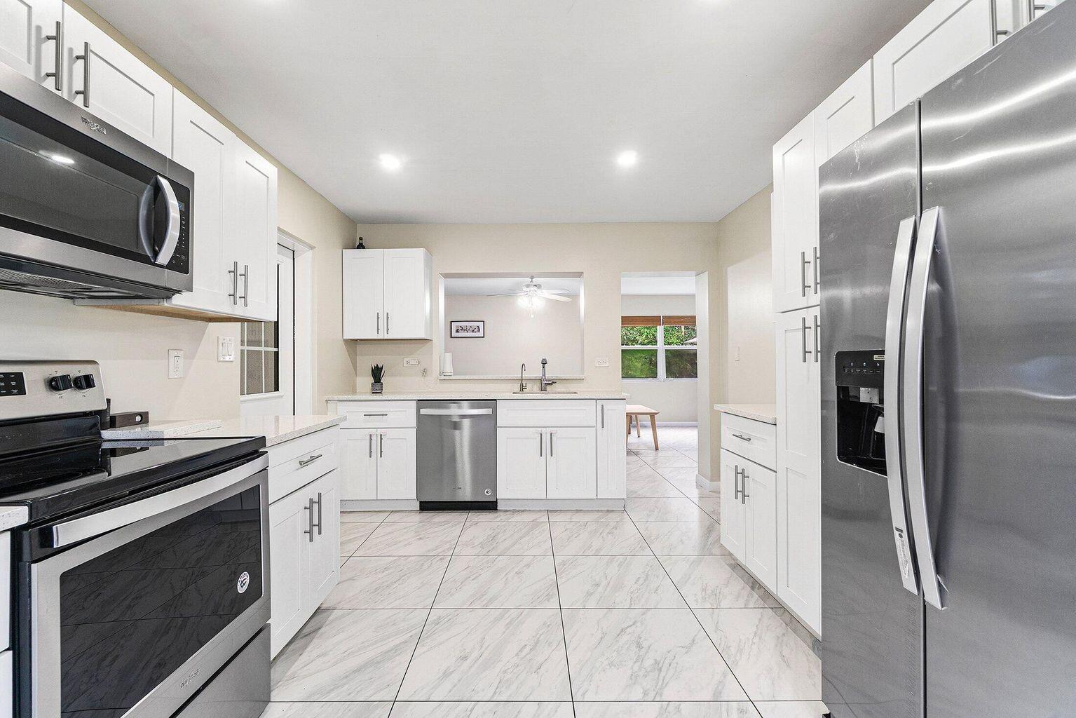 North Palm Beach / Juno B - Residential Lease