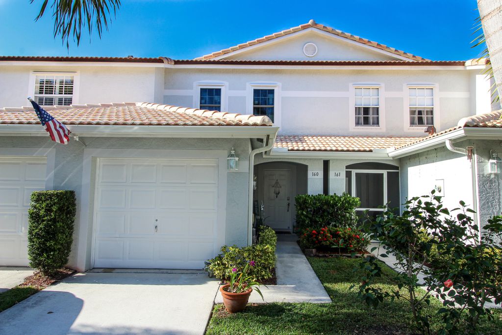 Photo of 160 Fox Meadow Run, Jupiter, FL 33458 (MLS # R10796592)