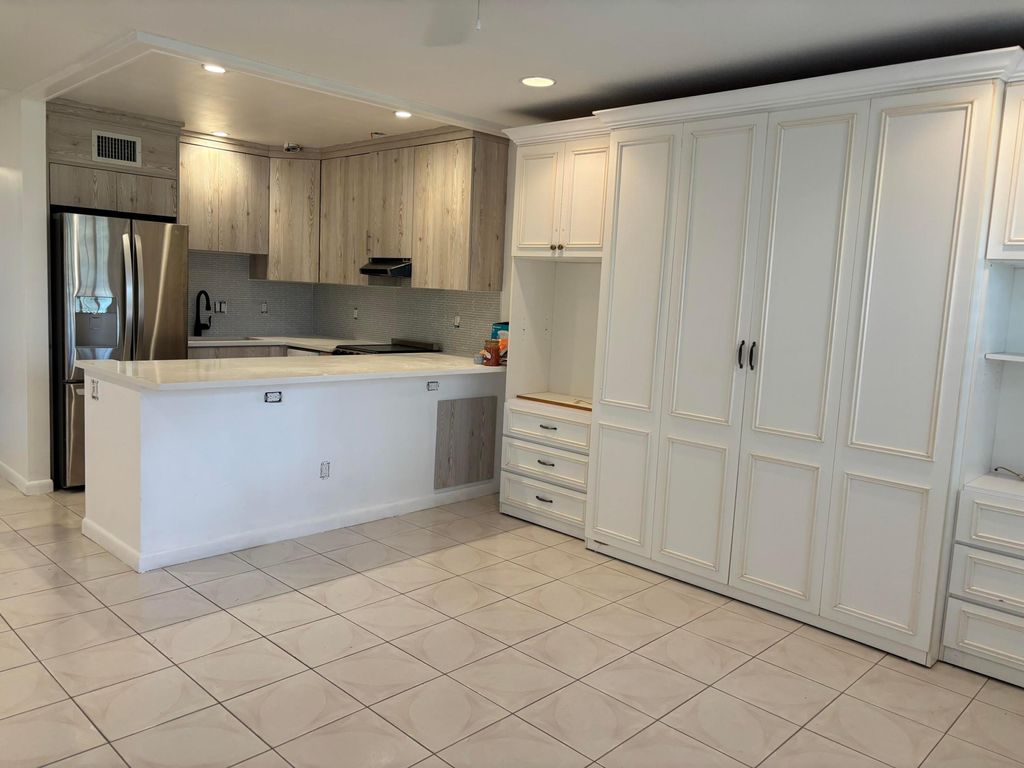 Photo of 223 Coventry J #223, West Palm Beach, FL 33417 (MLS # B26022736)