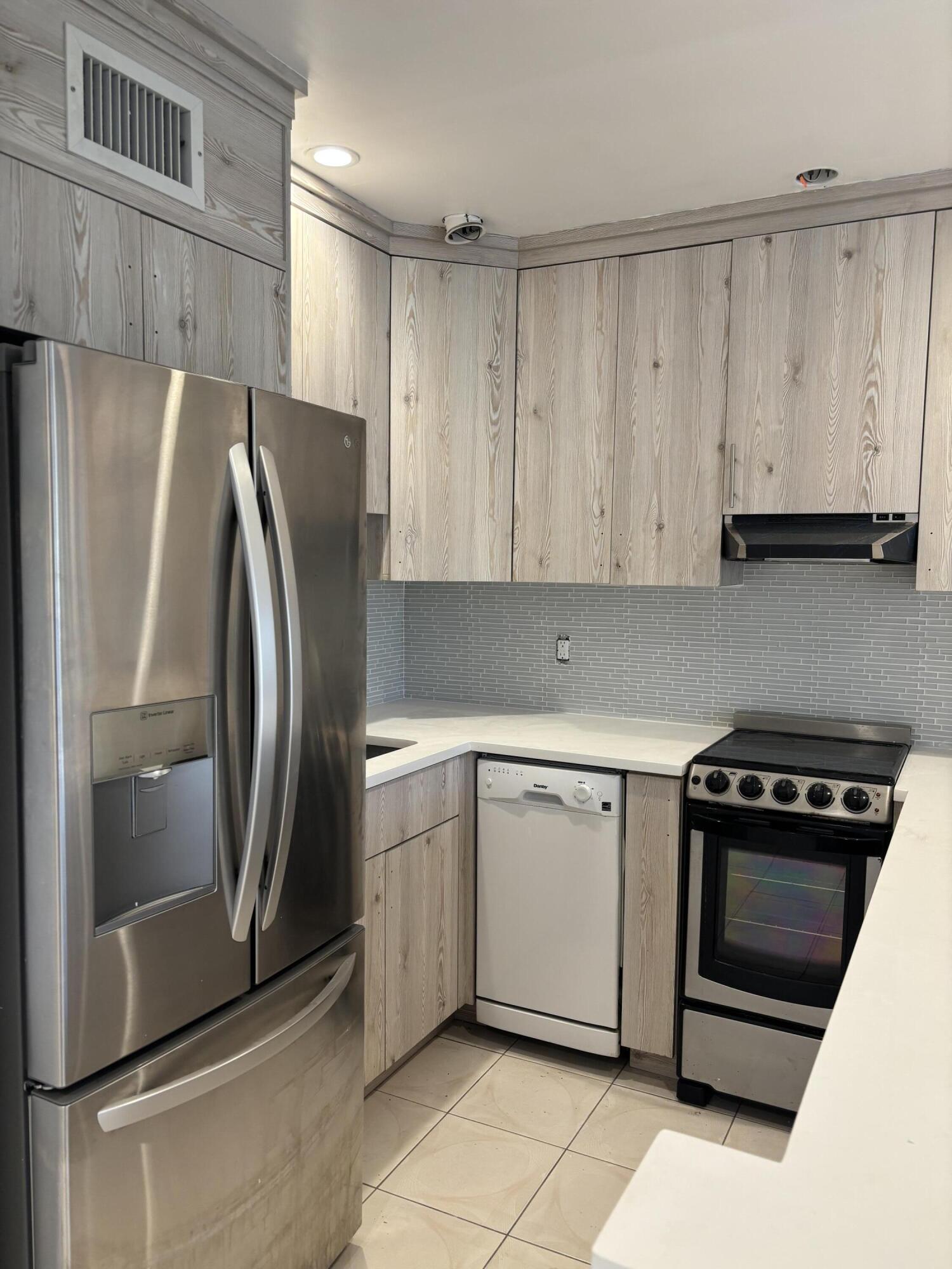 COVENTRY CONDO - Residential