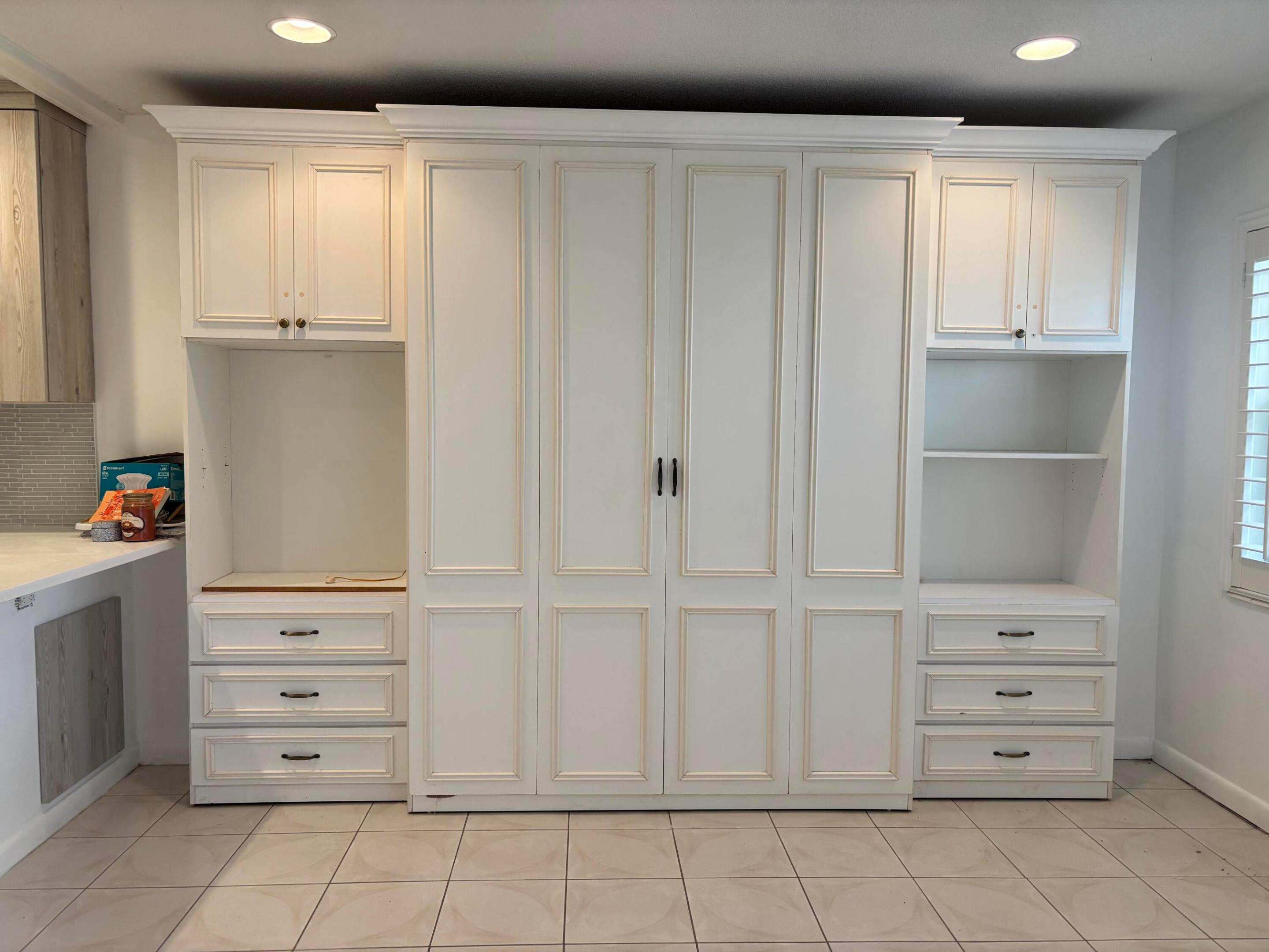 COVENTRY CONDO - Residential