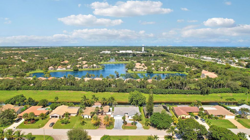 Photo of 4151 Linden Avenue, Palm Beach Gardens, FL 33410 (MLS # R11136383)