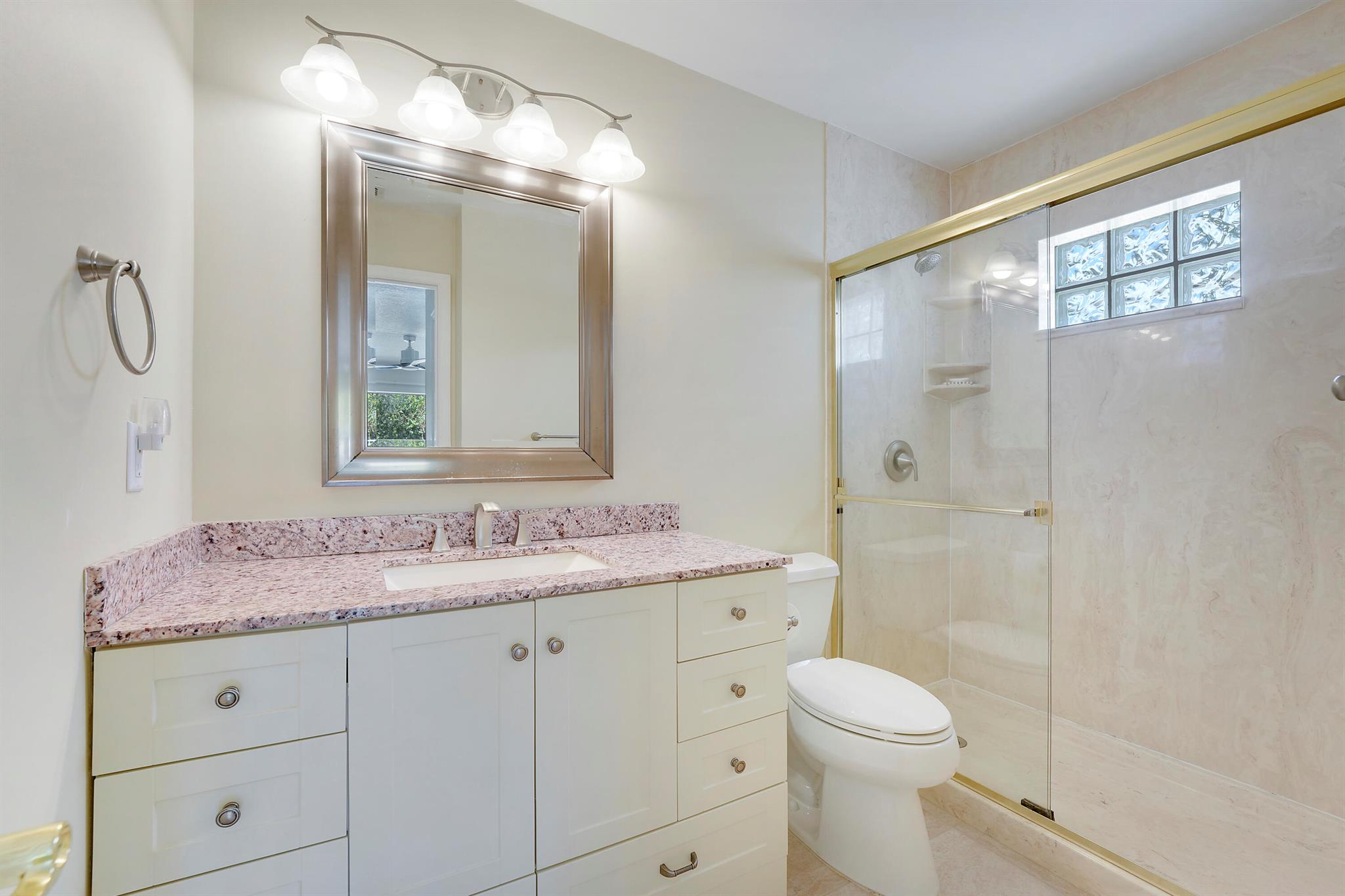 PALM BEACH GARDENS 4 - Residential