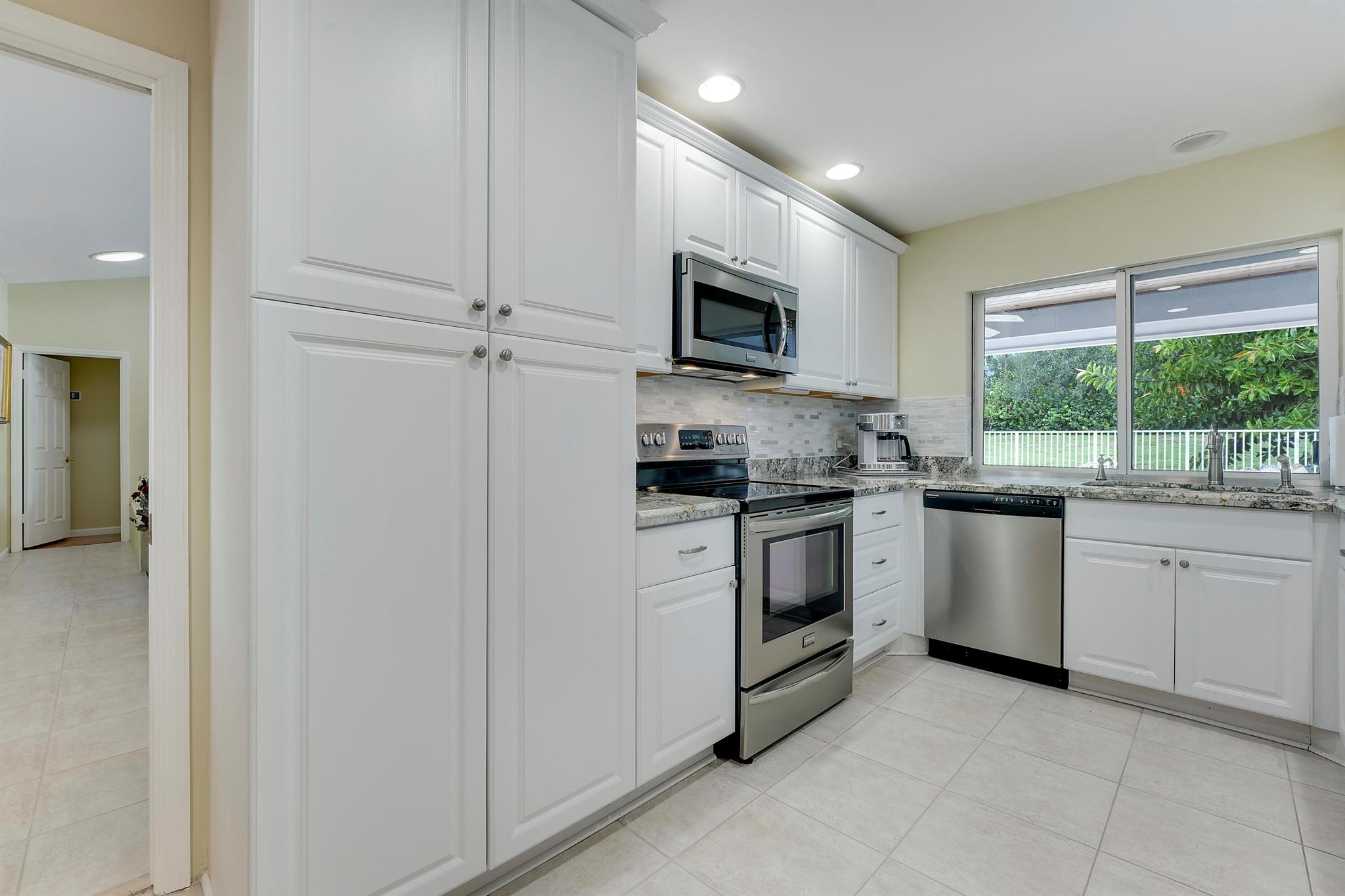 PALM BEACH GARDENS 4 - Residential