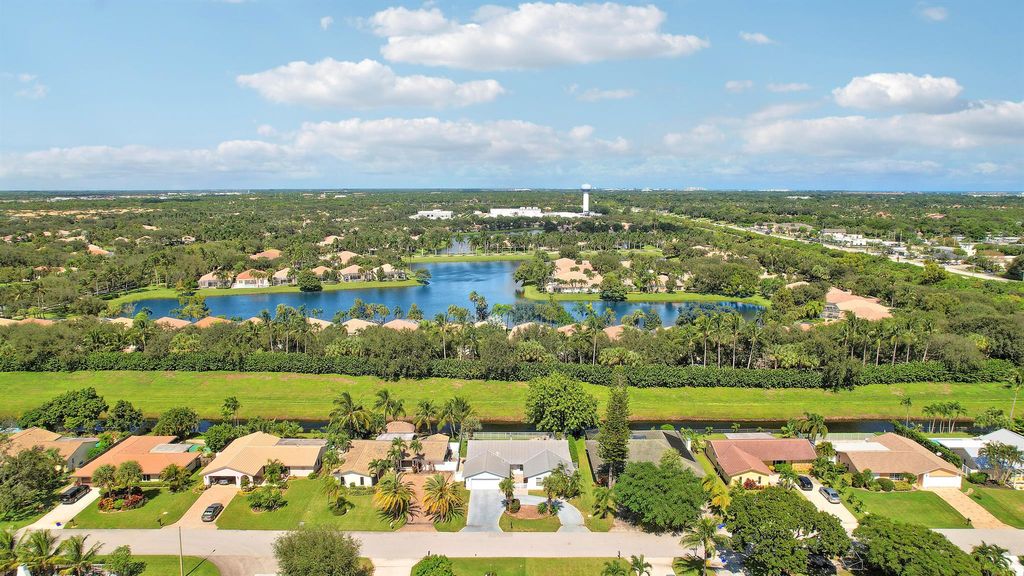 Photo of 4151 Linden Avenue, Palm Beach Gardens, FL 33410 (MLS # R11136383)