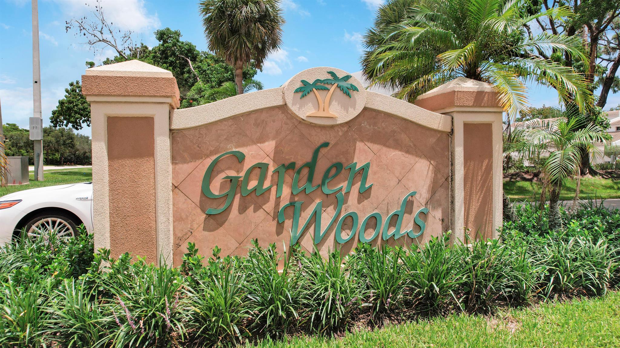 PALM BEACH GARDENS 4 - Residential