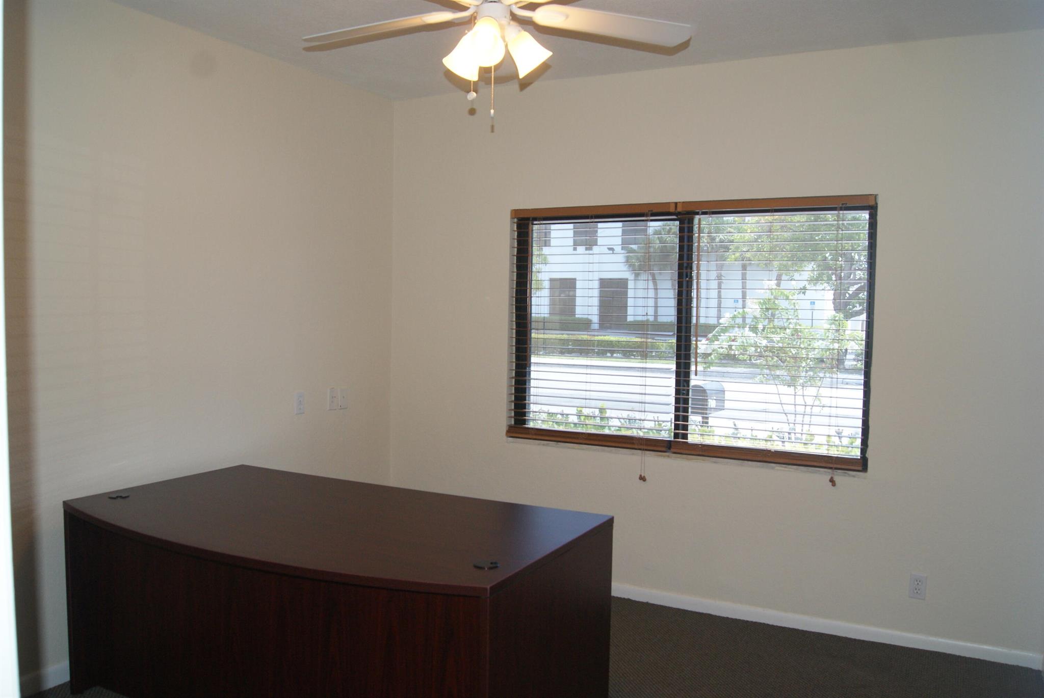 OSCEOLA PARK - Commercial Lease