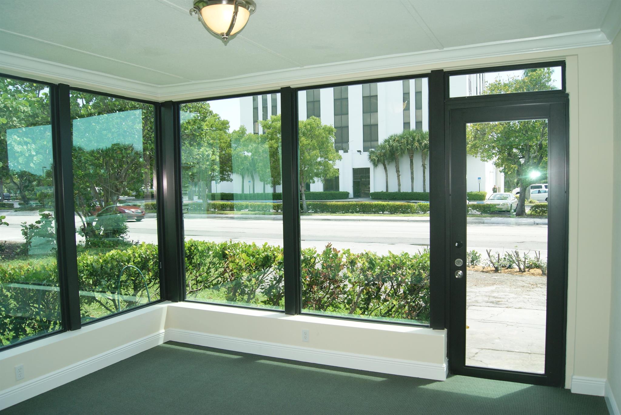 OSCEOLA PARK - Commercial Lease