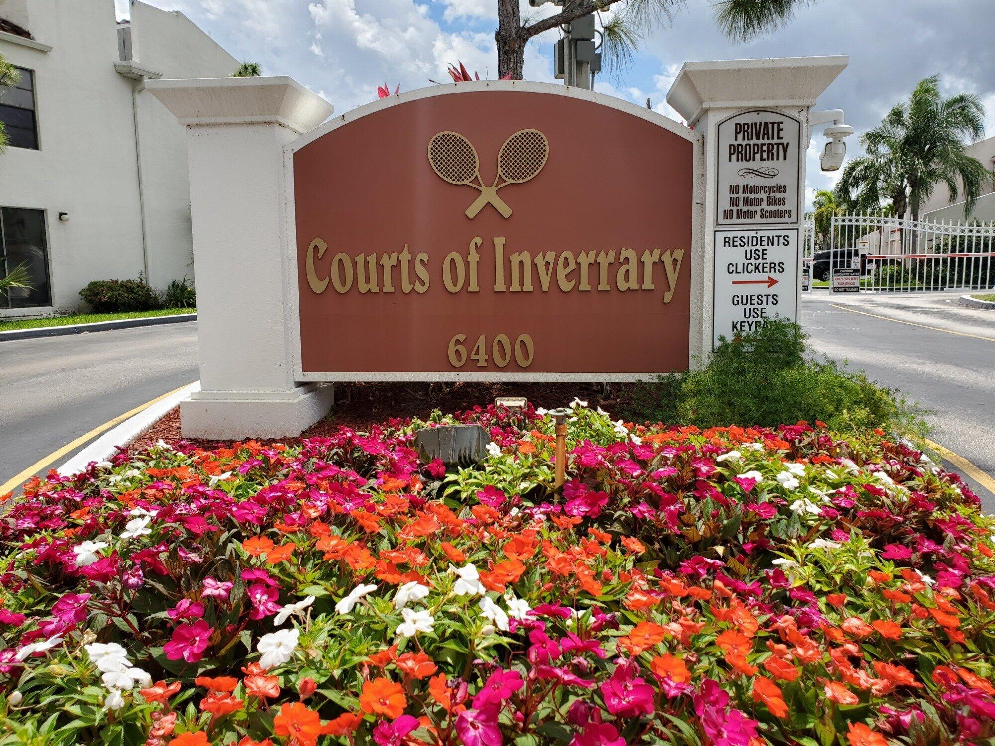 COURTS OF INVERRARY - Residential
