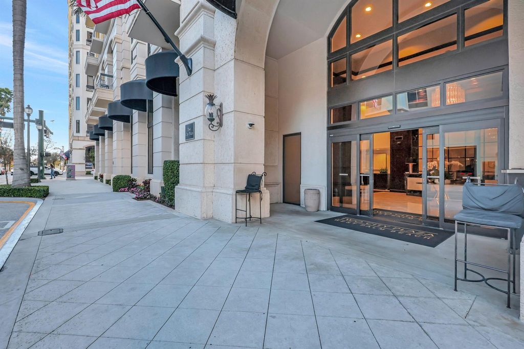 Photo of 701 S Olive Avenue #911, West Palm Beach, FL 33401 (MLS # R10960153)