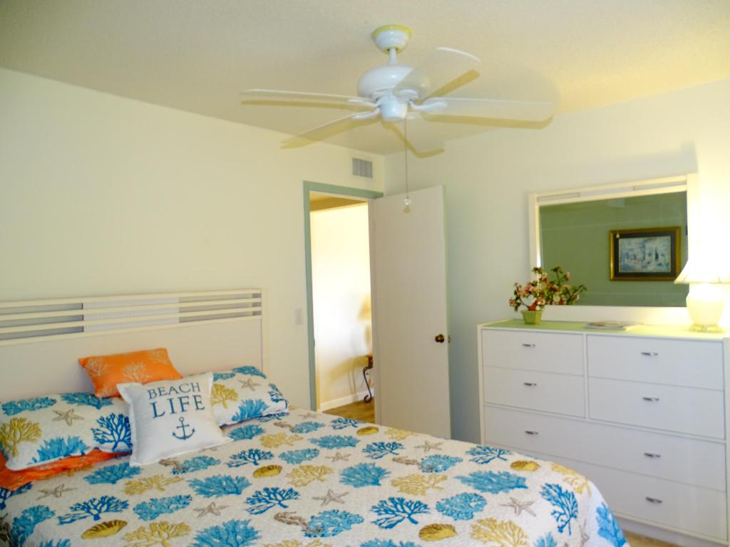 PINE RIDGE SOUTH IV CONDO - Residential