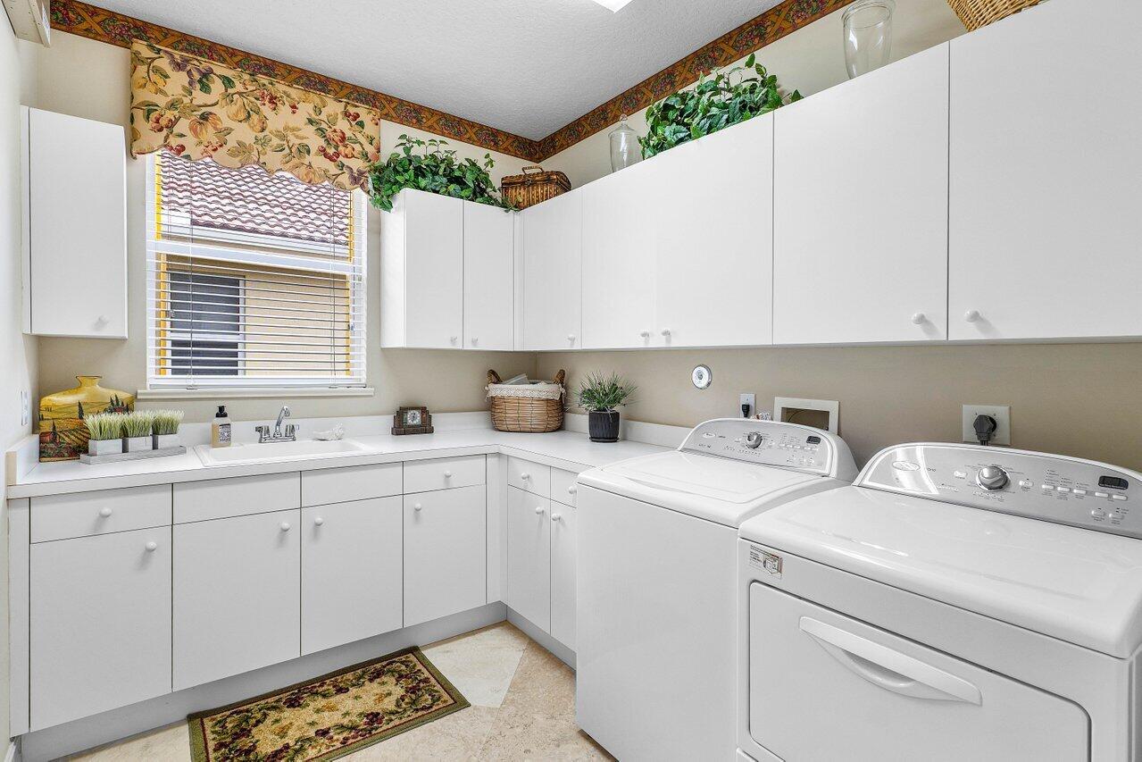 BALLENISLES - Residential