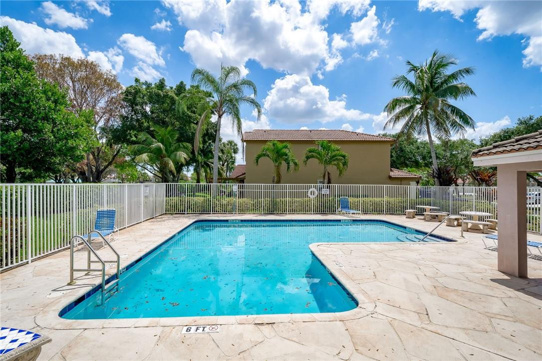 Silver Lakes At Pembroke - Residential