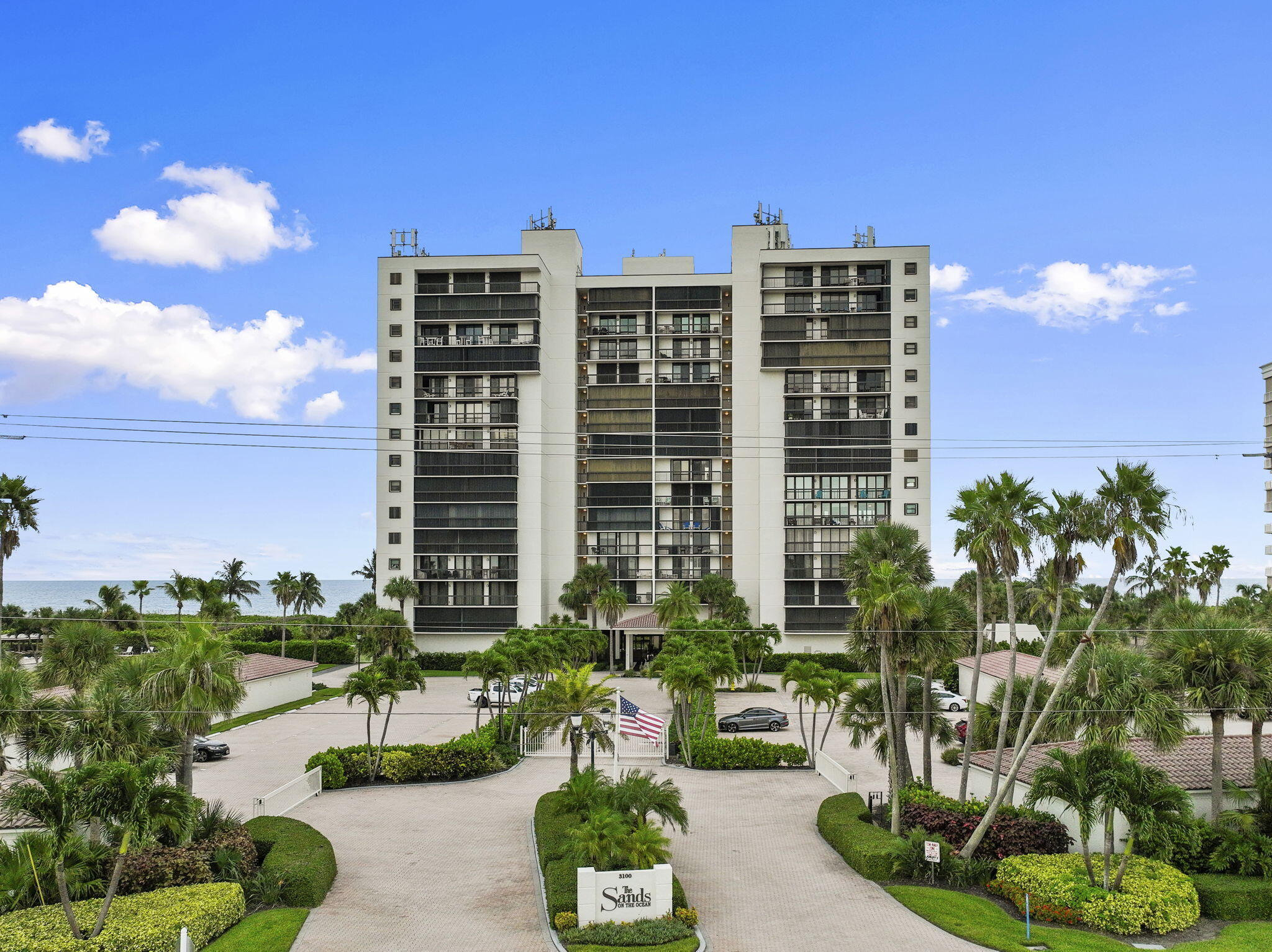 3100 N HIGHWAY A1A PHB05